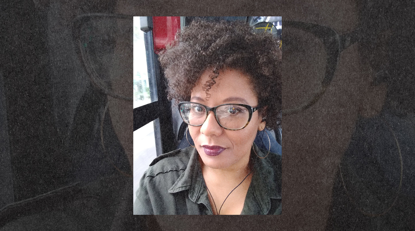 Enegrecer as coisas me interessa mais: a criação dos Cadernos Negros, com Sílvia Barros